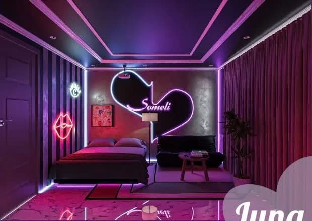 Luna Room - 2